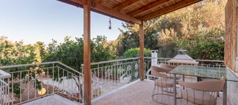 ITS A LOVELY PROPERTY TO RELAX IN