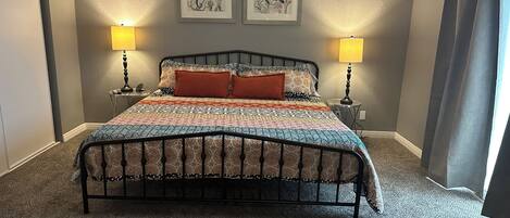 2 chambres, lit parapluie, Wi-Fi, draps fournis