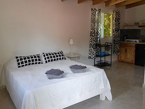 1 bedroom, WiFi, bed sheets, wheelchair access