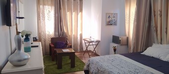 Sparkling Two Bedrooms with Spacious Private Bathroom