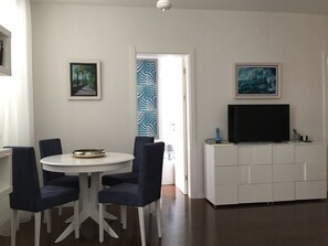 Apartament de disseny | Zona de menjador de l'habitació