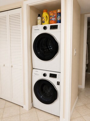 Interior - Park Shore Resort-Deluxe Condo 1st FloorBLDGE #134 (Park Shore Resort)