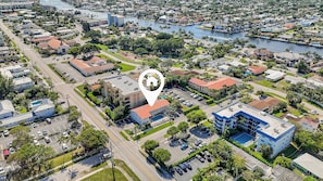 المنشأة من الخارج