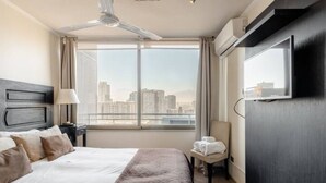 2 bedrooms, in-room safe, desk, iron/ironing board - A2 lindo y comodo 2D 2 B full equipado hasta 6 pax metro en la puerta (Santiago)