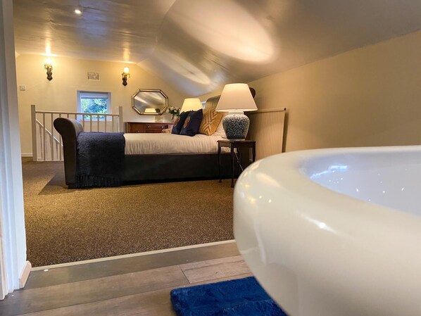 1 soverom, strykejern/-brett, wi-fi og sengetøy