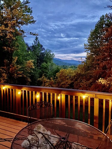 Secluded Cabin w/ HOT TUB, Woodburning Stove, VIEW on PRIVATE 2 acres