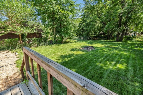 🏡 Modern SmartHome Retreat Near Downtown Springfield & MSU