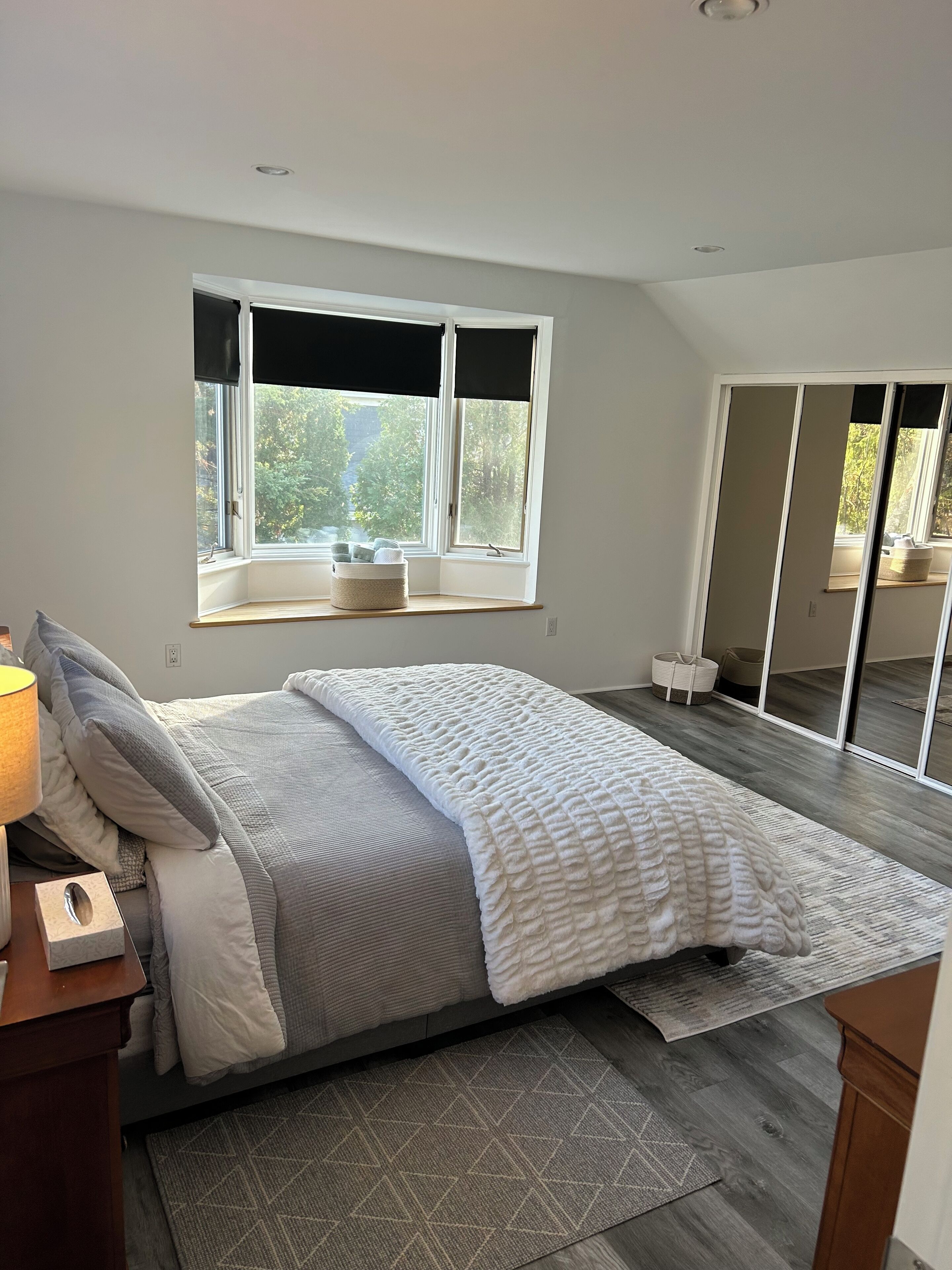 4 chambres, fer et planche à repasser, Wi-Fi, draps fournis