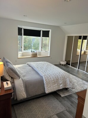 4 slaapkamers, een strijkplank/strijkijzer, wifi, beddengoed