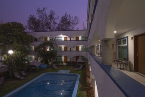 Extérieur