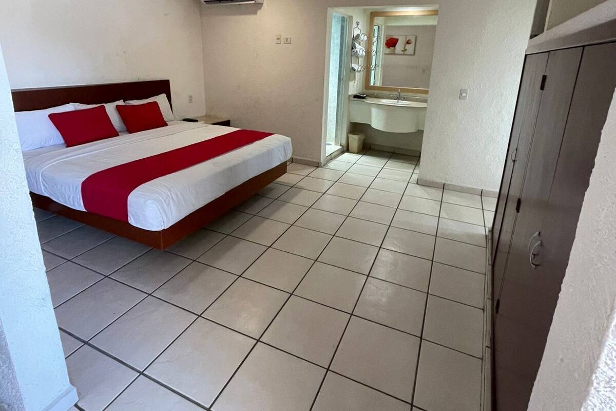 Junior Studio Suite