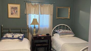 3 chambres, bureau, fer et planche à repasser, Wi-Fi gratuit