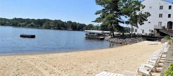 ââ Lakefront Condo â Private Beach - Kayaks - Family Friendly ââ