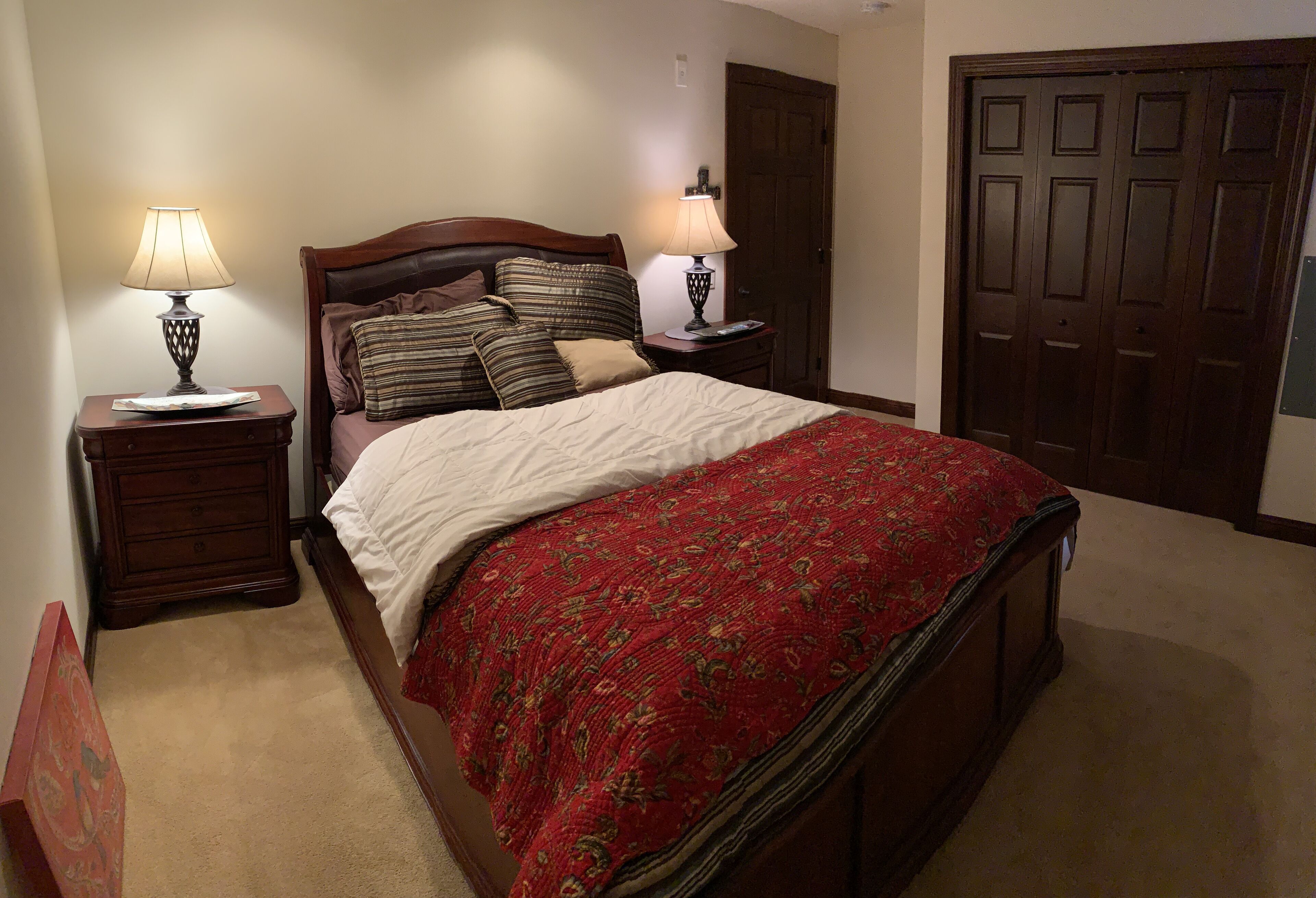 3 bedrooms, travel crib, free WiFi, bed sheets