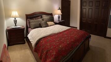 3 bedrooms, travel crib, free WiFi, bed sheets