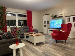 TV - Ferienwohnung An der Ems 75100 - Ferienwohnung An der Ems (Westoverledingen)