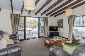 Smart TV - Prime Location Handy CBD& Restaurants (Christchurch)