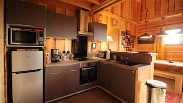 Refrigerador, microondas, horno y lavavajillas
