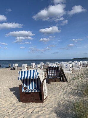 Beach nearby - Sweet home (Sellin)