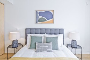 1 bedroom, iron/ironing board, free WiFi, bed sheets - Santos 3 - Largo de Santos (Lisbon)