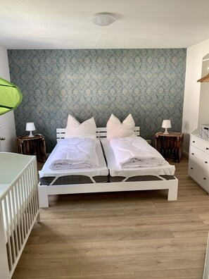 5 chambres, accès au Wi-Fi (inclus)