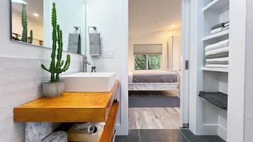 1 soveværelse, strygejern/strygebræt, gratis Wi-Fi, sengetøj