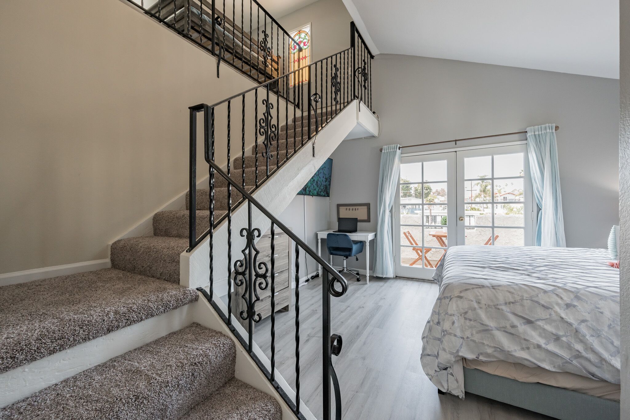 2 多间卧室、办公桌、熨斗/熨衣板、免费 WiFi