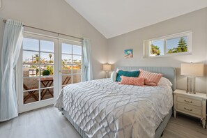 2 Schlafzimmer, Schreibtisch, Bügeleisen/Bügelbrett, kostenloses WLAN