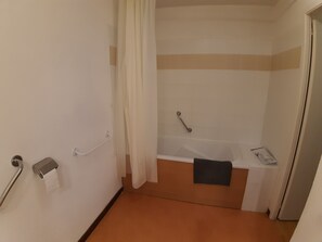 Kylpyamme, hiustenkuivaaja