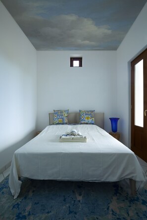 4 bedrooms, free WiFi, bed sheets