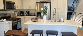 Silverstrand Escape 3bd 2ba;  4 min walk to shore!  no pets 30 night minimum 