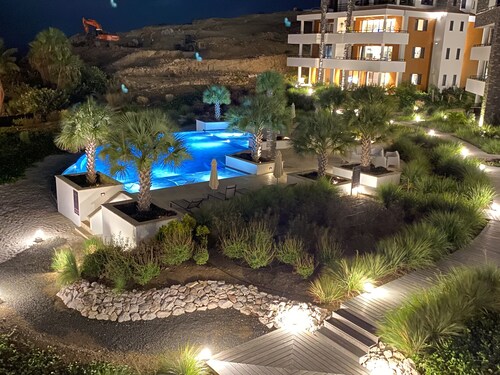 The Shore Luxury Ocean/Beachfront Apt Blue Bay Golf and Beach Resort
3rd Floor