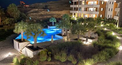 The Shore Luxury Ocean/Beachfront Apt Blue Bay Golf and Beach Resort
3rd Floor