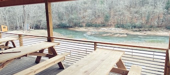 New! Boutique Tiny Home on the Saluda River