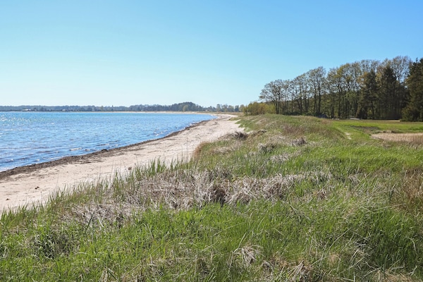 Nära stranden och fiske