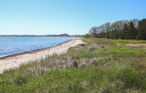 Beautiful home in Löttorp with WiFi