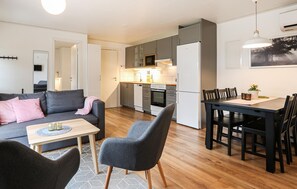 Interior - 3 bedroom gorgeous home in Löttorp (Löttorp)