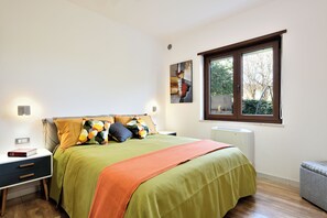 2 soverom, strykejern/-brett, wi-fi og sengetøy