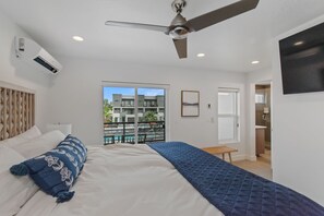 5 bedrooms, iron/ironing board, free WiFi, bed sheets - Luxury 5-Bed, 5-Bath Townhome - 3 King Suites + Bunks - Heated Pool & Hot Tub (St. George)