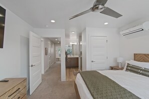 5 bedrooms, iron/ironing board, free WiFi, bed sheets