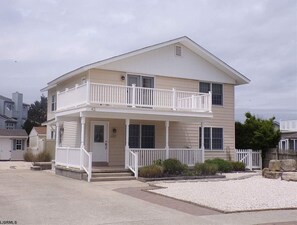 Exterior - Southend 3 Bedroom Unit (Brigantine)
