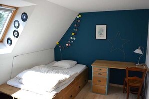 6 Schlafzimmer, Bügeleisen/Bügelbrett, Reisekinderbett, WLAN