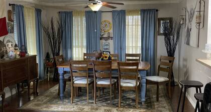 Aunt sissy’s house