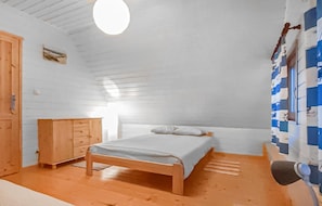 2 bedrooms, free WiFi