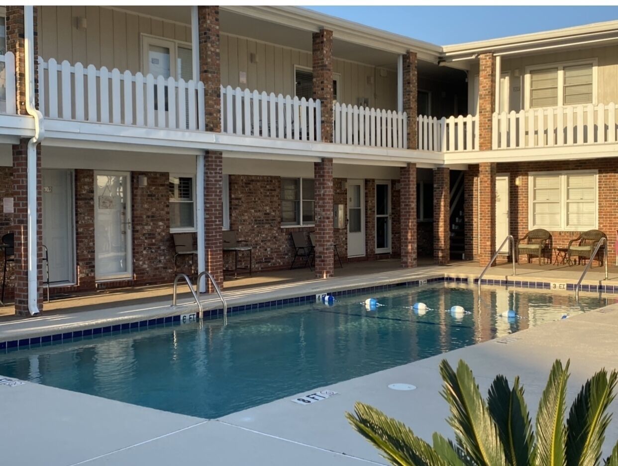 Bring your flip flops we have the rest! Unit 102 🏖 FIESTA VILLAS