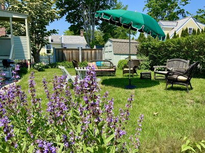 Downtown Mystic Home  Private Driveway Fenced in Yard Discounted longer stays