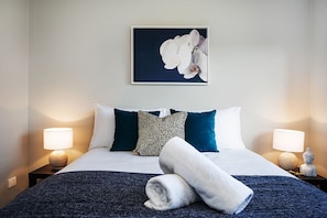 Casa Standard, 4 camere da letto | 4 camere, biancheria da letto di alta qualità, postazione laptop