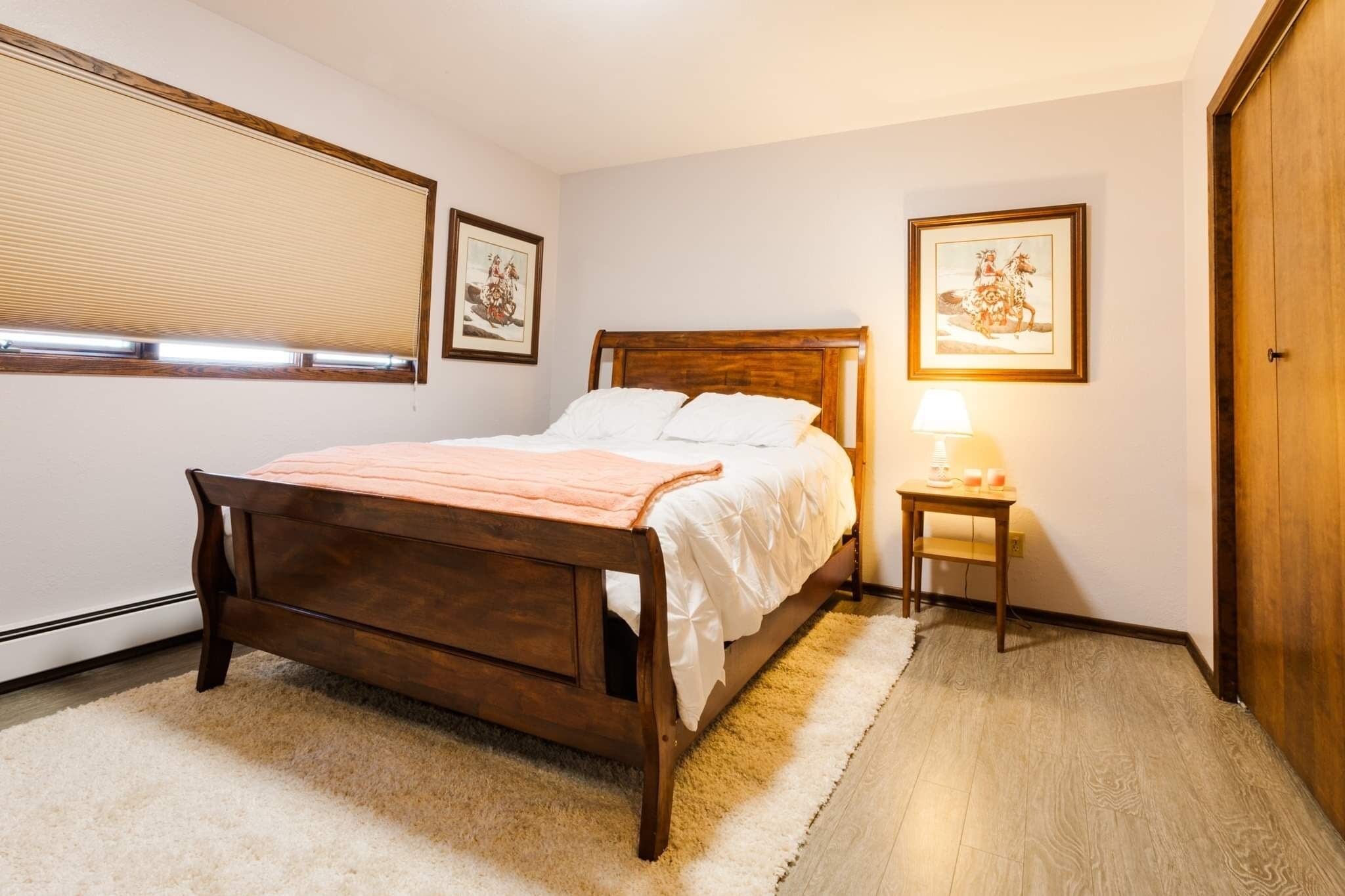 4 quartos, Wi-Fi de cortesia, roupa de cama
