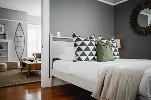 3 bedrooms, desk, iron/ironing board, travel cot