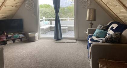 ReTreat yourself with this sunny A-frame experience